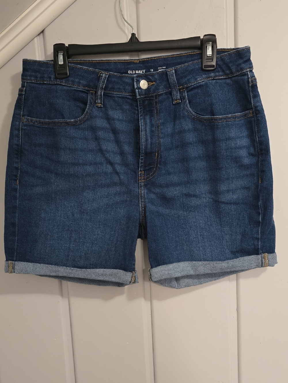 Old Navy High-Rise Wow Jean Shorts (Size 12)